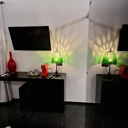 Oda ve Kahvaltı Littelcrazy Anzio